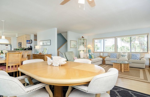 Wrightsville Beach House | Quiet Townhome Steps to Ocean!