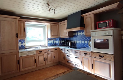 Saulxures-sur-Moselotte House | Quiet villa, 4 bedrooms, jacuzzi, private pool and wooded grounds.