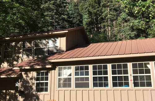 Ouray House | Quiet vacation house on forested property in Ouray
