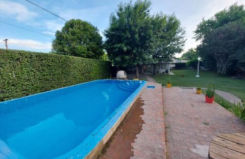 Mercedes House | Quinta a metros del Parque Municipal y La Antigua Pulpería