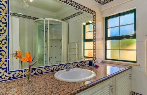 Lagoa e Carvoeiro House | Quinta Amoreira