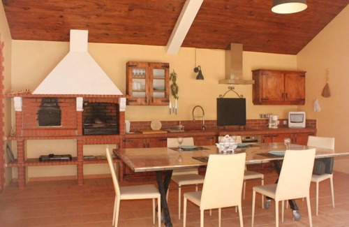 Montijo House | Quinta Dahlia by Interhome