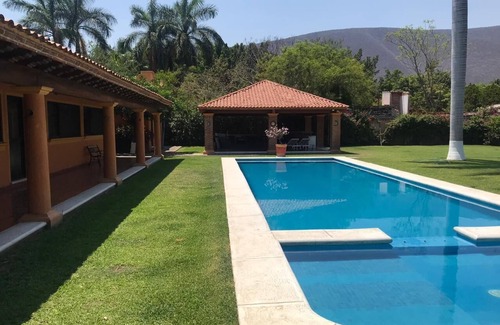 Tlaltizapan House | QUINTA LOS TULIPANES