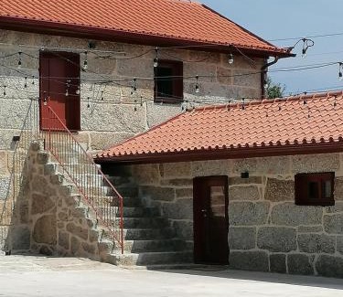 Guimaraes House | Quinta Pousada de Fora Wines & Tourism