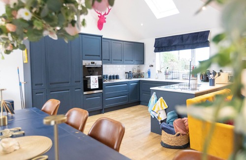 Herne Bay House | Quirky bungalow on coastal walk with distant sea views. Fully secure garden.