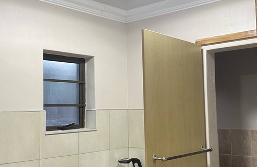 Berea Apartment | Quite, secure , private accommodation. Close to beach front and amenities