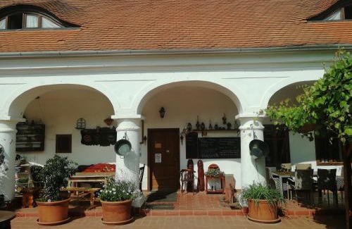 Magyarszerdahely Bed & Breakfast | Régi Csárda és Panzió