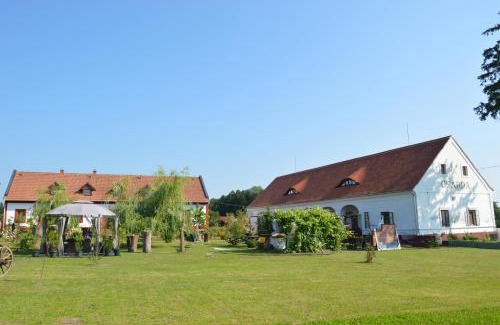 Magyarszerdahely Bed & Breakfast | Régi Csárda és Panzió