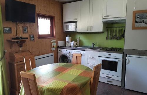 Valloire Apartment | Résidence La Croix Du Sud - Studio cabine 4 personnes 2 exposé Est MAE-8784