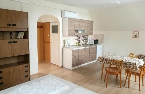 Harkany House | Révész Vendégház