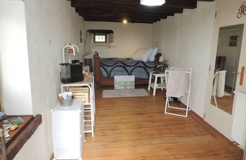 Vicq-Exemplet Bed & Breakfast | Rêves et Chaudrons Vous Propose une Chambre et sa Table D'hôtes Dans le Berry