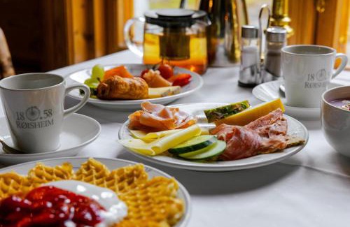 Lom Hotel | Røisheim Hotel & Skysstasjon