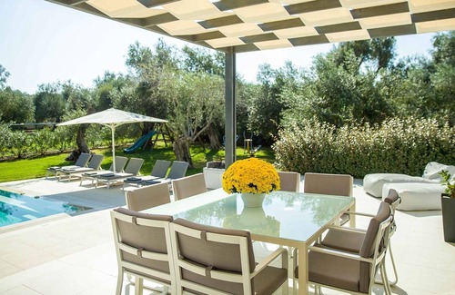 Chalikounas Villa | R 1384 Paradisun Villa with BBQ (charcoal), Garden & Sun loungers