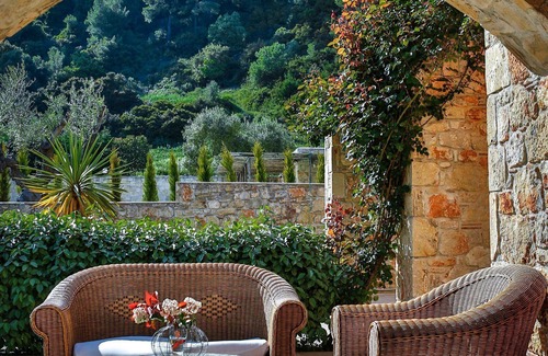 Nea Skioni Villa | R 652 Luxury Family Villa with Pool Sea Views