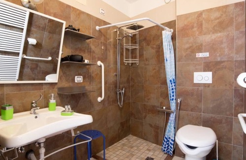 Verzegnis Bed & Breakfast | R&B La Gerla Blu