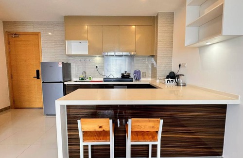 Central District Apartment | R&F PRINCESS COVE BY RONGYU