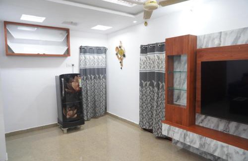 Narsapur House | R Homestay