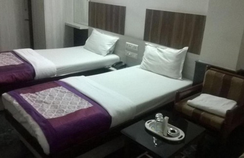 Ahmedabad Hotel | R.J.Residency