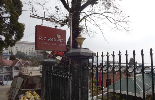 Darjeeling Hotel | R.J.Resorts