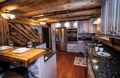 Broken Bow Cabin | R-N-R- Broken Bow/Hochatown- 2bd - Sleeps 8