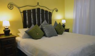 Krugersdorp North Hotel | Rabbit Hole Hotel