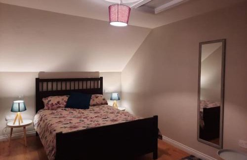 Carraroe House | Radharc an Chuain 2 Bedroom Holiday Home