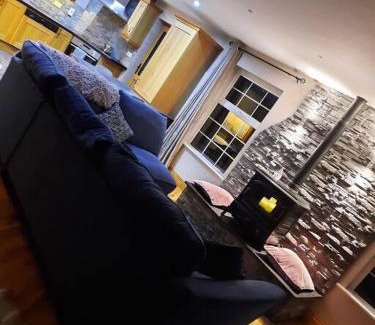 Carraroe House | Radharc an Chuain 2 Bedroom Holiday Home