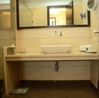 Zirakpur Hotel | Radisson Chandigarh Zirakpur