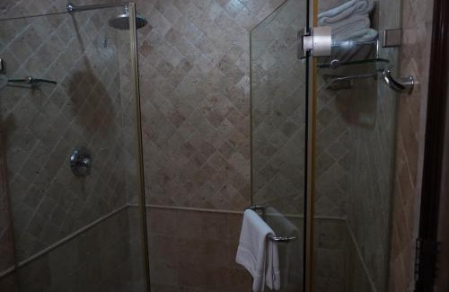 Colon Hotel | Radisson Colon 2,000 Hotel & Casino