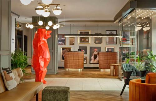 West Berlin Centre Hotel | Radisson RED Berlin Kudamm