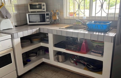 Runaway Bay Apartment | Rainbow Apartment 1 - feel completely at home