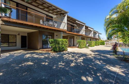 Rainbow Beach Apartment | Rainbow Surf 2 - Rainbow Beach