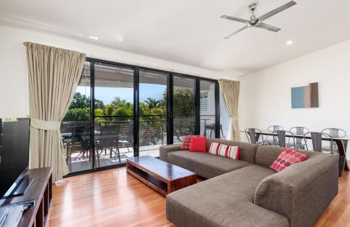 Rainbow Beach Apartment | Rainbow Surf 2 - Rainbow Beach
