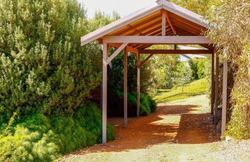 Channybearup Cabin | Rainbow Trail Chalets