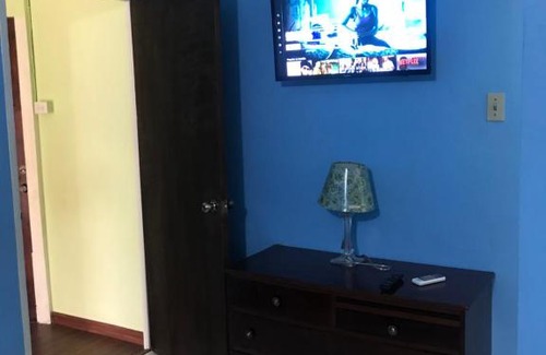 Patrick City Apartment | Raine’s studio and more