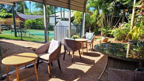 Mission Beach Hotel | Rainforest Motel