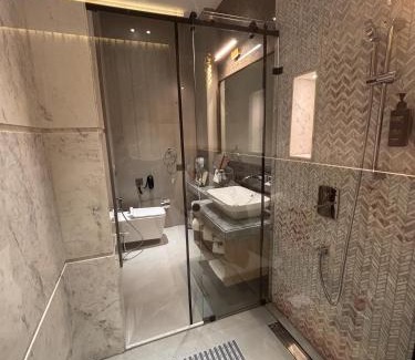 Derapur Hotel | Rajawat The Fern - An Ecotel Hotel, Kanpur