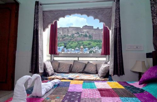 Gulab Sagar House | Rajputana Heritage Haveli