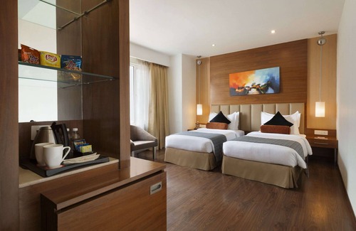 Prahlad Nagar Hotel | Ramada by Wyndham Ahmedabad