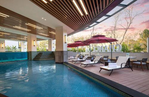 Jinghong Hotel | Ramada by Wyndham Xishuangbanna Jinghong