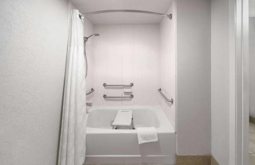 San Angelo Hotel | Ramada Limited San Angelo