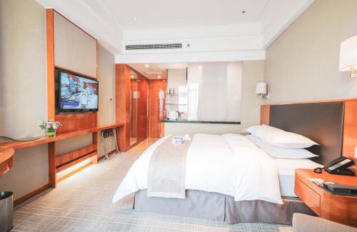 Pudong Hotel | Ramada Plaza Shanghai Pudong Airport - 3 mins to PVG depature floor & check entrance with hotel shuttle