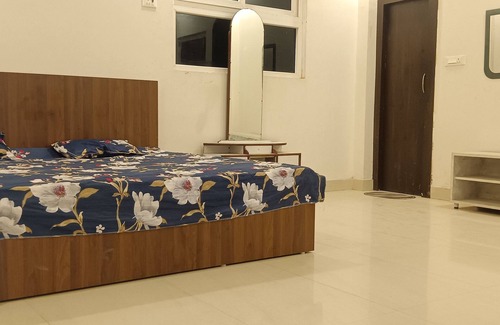 Dhaka Hotel | Ramashish Palace