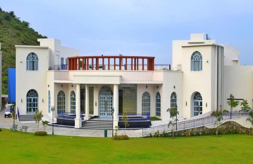 Udaipur Resort | Ramee Royal Resort & Spa - Udaipur