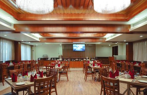 Bhuj Hotel | Ramee The Srinivas Palace