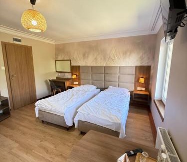 Dobre Miasto Hotel | Ranczo w Dolinie