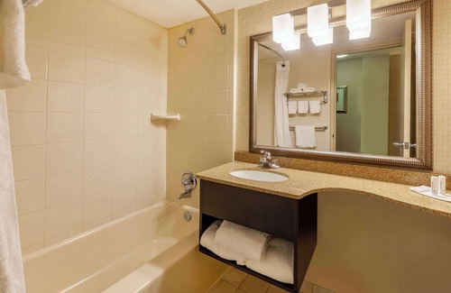 Liverpool Hotel | Randolph House Hotel, Trademark Collection by Wyndham