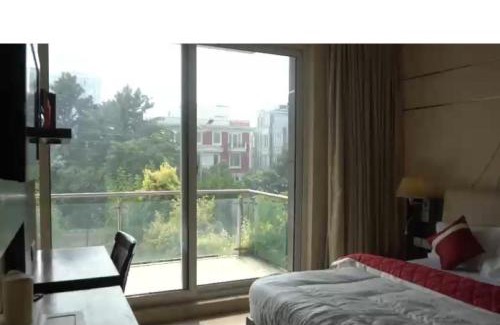 IMT Manesar House | Rao Regency