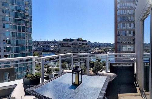Downtown Vancouver Apartment | Rare Entire Penthouse Floor w/3 Separate Suites w/Jacuzzi | Views | Decks