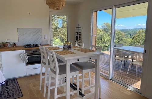 Sagries House | Rare ! Maison en Bois + Bungalow Indépendant, Avec Piscine vue Exceptionnelle